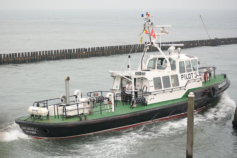 Loodsboot 2 van Janjaap Van Dijk