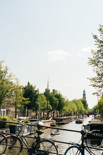 View of the Westertoren on the Prinsengracht canal by Suzanne Spijkers