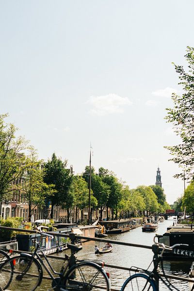 View of the Westertoren on the Prinsengracht canal by Suzanne Spijkers