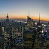 Manhattan na zonsondergang van Joran Maaswinkel