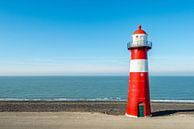 Vuurtoren aan de voet van de Westkappelse Zeedijk  von Ruud Morijn Miniaturansicht