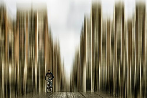 Adamski effect in Amsterdam