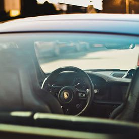 Porsche 911 992 stuur. van Sep Gelauff