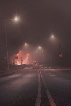 Misty road van Elianne van Turennout