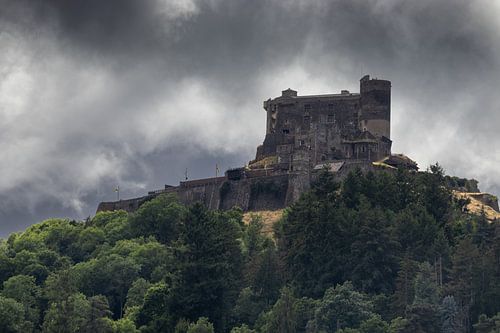Kasteel Murol, Dramatische lucht, Frankrijk