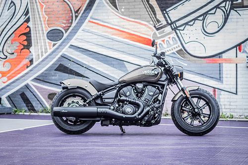 Indian Scout Bobber van Westland Op Wielen
