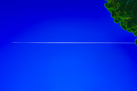 Blauwe lucht van Frank Henning