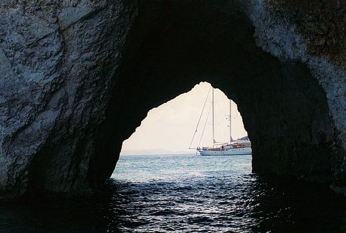 Zeiljacht op het water