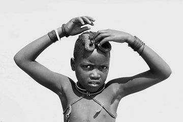 Himba Nomade von Inge Hogenbijl