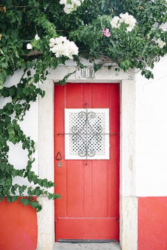 The red door of Cascais | Colourful travel photography Portugal