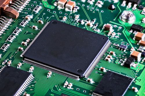 Printplaat met computerchip