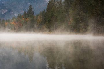 Autumn morning at the lake by Martin Wasilewski