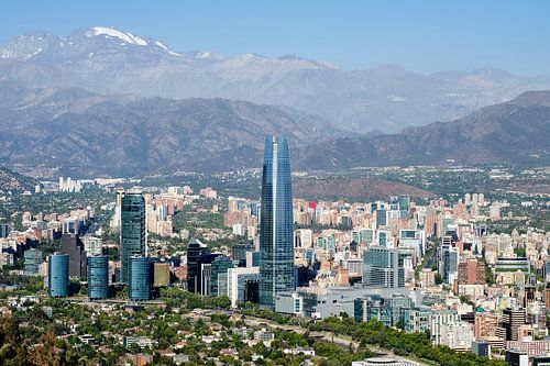 Santiago, hoofdstad van Chili met de Gran Torre