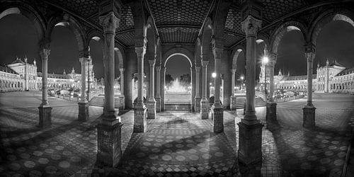 Plaza de España in Sevilla in zwart-wit