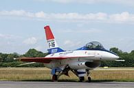 Een F-16 in de kleuren van het prototype van Arjan van de Logt thumbnail