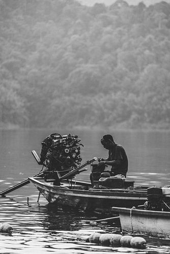 Verkenning per Houten Motorboot: Avontuur op Cheow Lan Lake