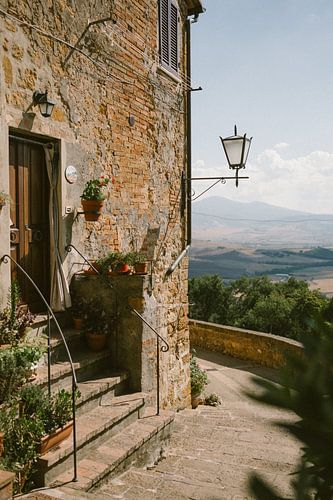 Montepulciano, Italy | Mediterranean atmosphere in Tuscany