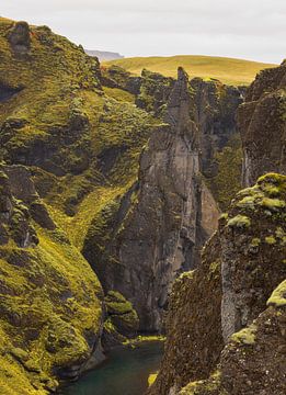 Mögáfoss - Fjarðarárgljúfur (IJsand) von Marcel Kerdijk