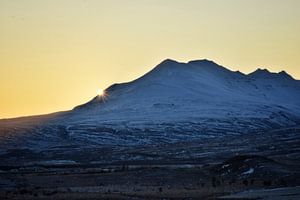 Sunset behind the mountain van Elisa in Iceland