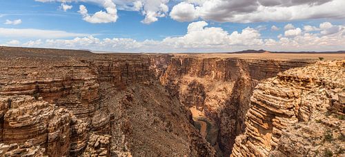 Panorama - The depth of the Little Colorado River by Remco Bosshard
