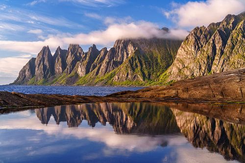 Het eiland Senja in het noorden van Noorwegen