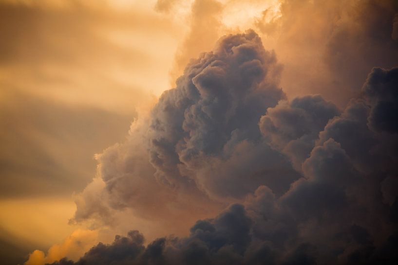 Thunderous cloudy sky by Andreas Hackl