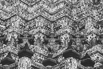 Wat Arun : le complexe de temples emblématique sur la rivière à Bangko sur Ken Tempelers