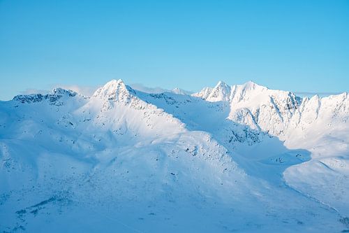 Wintergebergte bij Tromso, Noorwegen