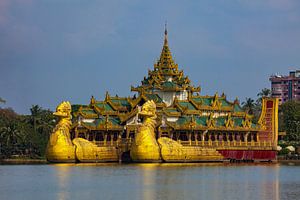 Die königliche Barke in Yangon