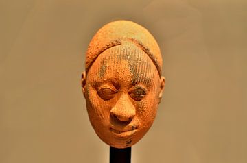 Terracotta mannenhoofd – Ife-cultuur van Karel Frielink