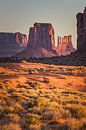 Zonsopkomst in Monument Valley van Henk Meijer Photography thumbnail