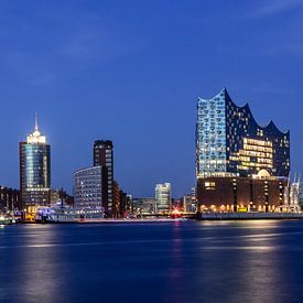 Hamburg skyline with Elbphilharmonie at the blue hour by Frank Herrmann