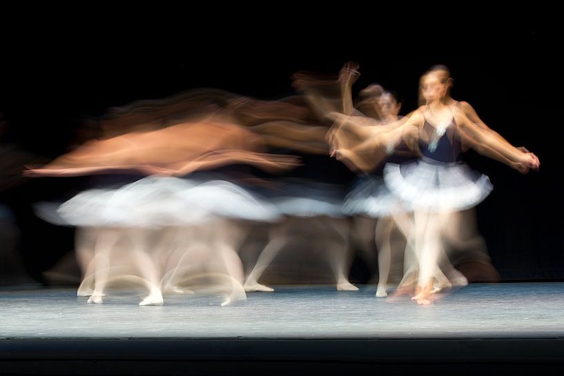 Abstracte ballerina danser von Atelier Liesjes