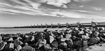 Sturmflutwehr Oosterschelde von Bas Wolfs