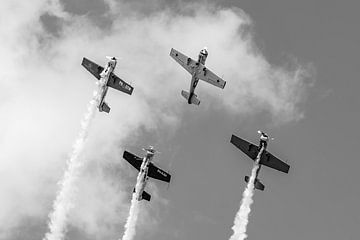 Dutch Thunder Yaks: Smoke on! van Sterkenburg Media