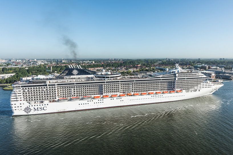 Amsterdam verwelkomt cruiseschip MSC Splendida par Renzo Gerritsen