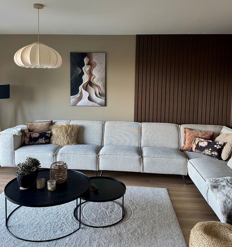 Fließendes V  von Jacky Gerritsen 