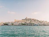 Ibiza Stad vanaf het water - Prachtig stadsgezicht van Youri Claessens thumbnail