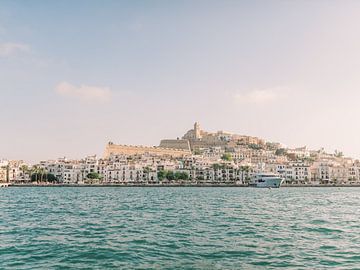 Ibiza-Stadt vom Wasser aus - Schönes Stadtbild