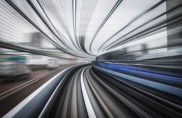 Warp Speed Tokyo Metro van Mario Calma