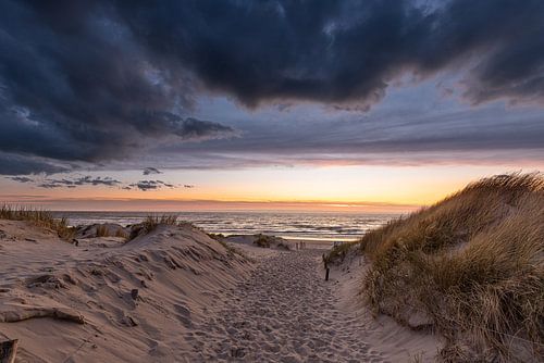 Zonondergang met wolken Camperduin