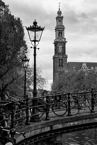 Denkend aan Amsterdam zie ik de Ouwe Wester