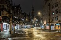Avondklok in Amsterdam - Raadhuisstraat met Westerkerk van Renzo Gerritsen thumbnail