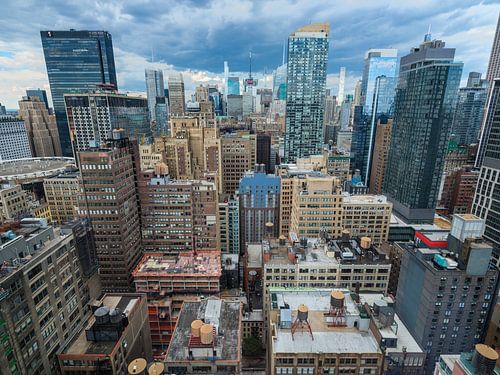 Midtown Manhattan by Jelle Dobma