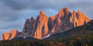 Die Geislergruppe in den Dolomiten bei Santa Magdalena in Italien