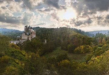 Die schöne Burg Eltz von Dennis Donders