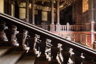 Escalier abandonné. par Roman Robroek - Photos de bâtiments abandonnés Aperçu