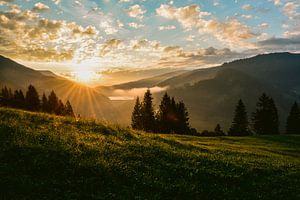 Zonsopkomst in Oostenrijk || Reisfotografie Alpen van Suzanne Spijkers