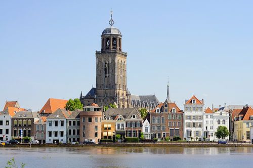 Deventer Lebuïnustoren bij hoogwater von Wiljo van Essen