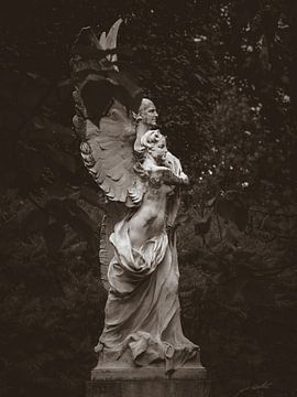 Jardin du Luxembourg, Paris, Angel by Bianca  Hinnen